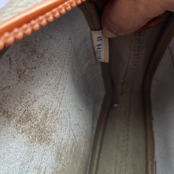 Rare Vintage Dooney and Bourke camera crossbody bag - Picture 12 of 16